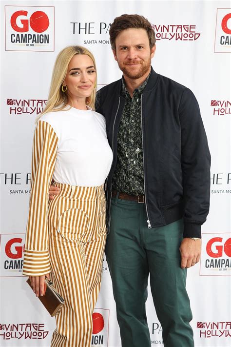 brianne howey spouse|Ginny and Georgia’s Brianne Howey and Husband Matt Ziering